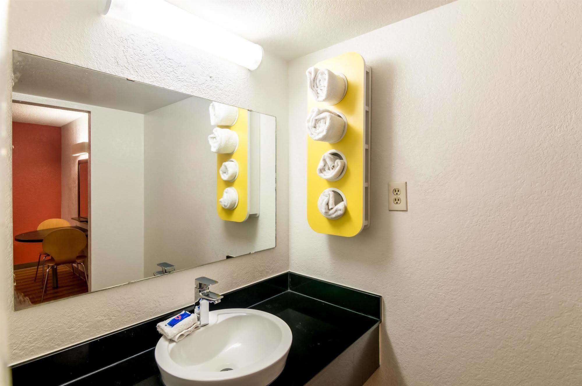 Econo Lodge Del City Zewnętrze zdjęcie