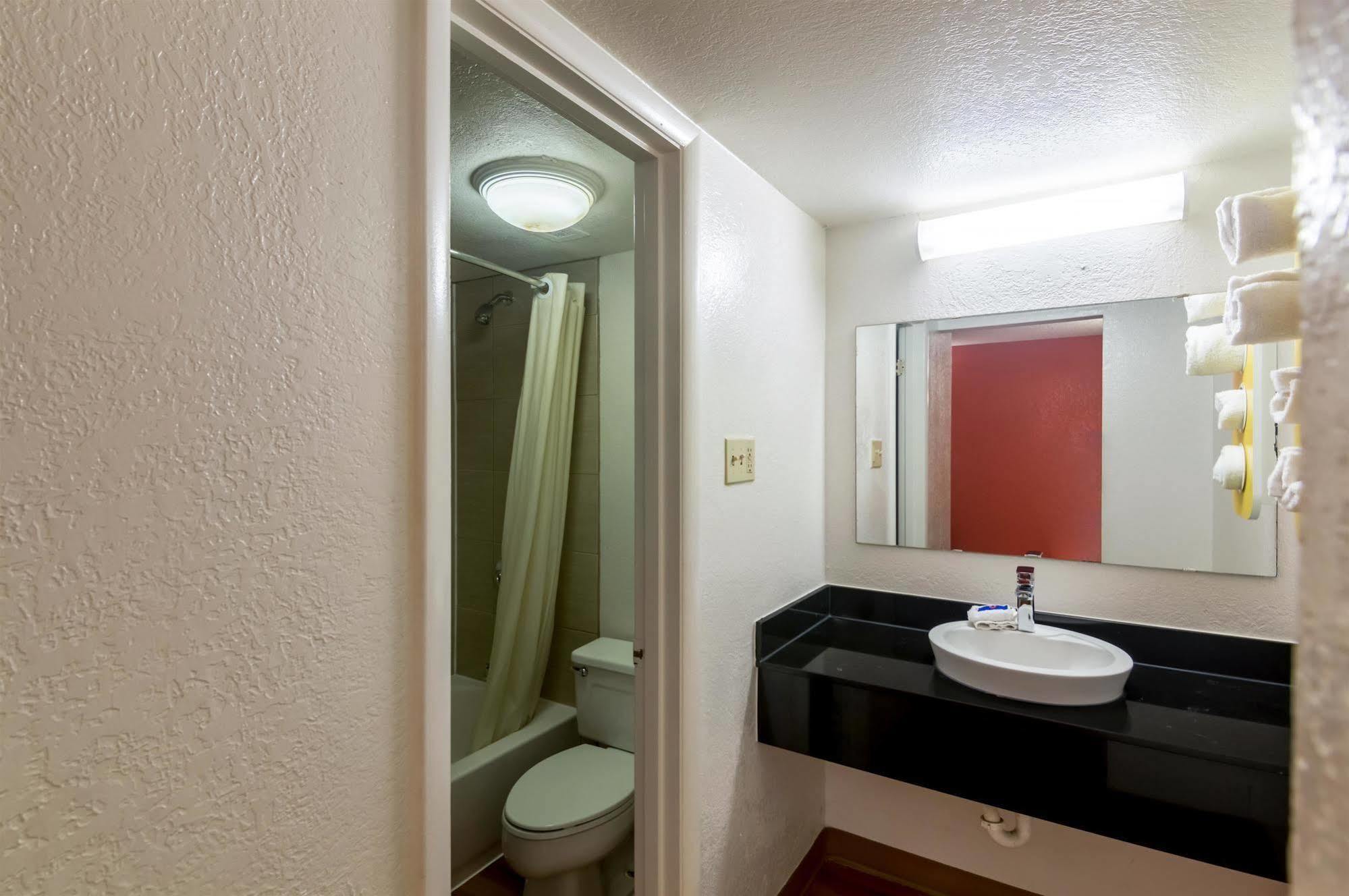 Econo Lodge Del City Zewnętrze zdjęcie